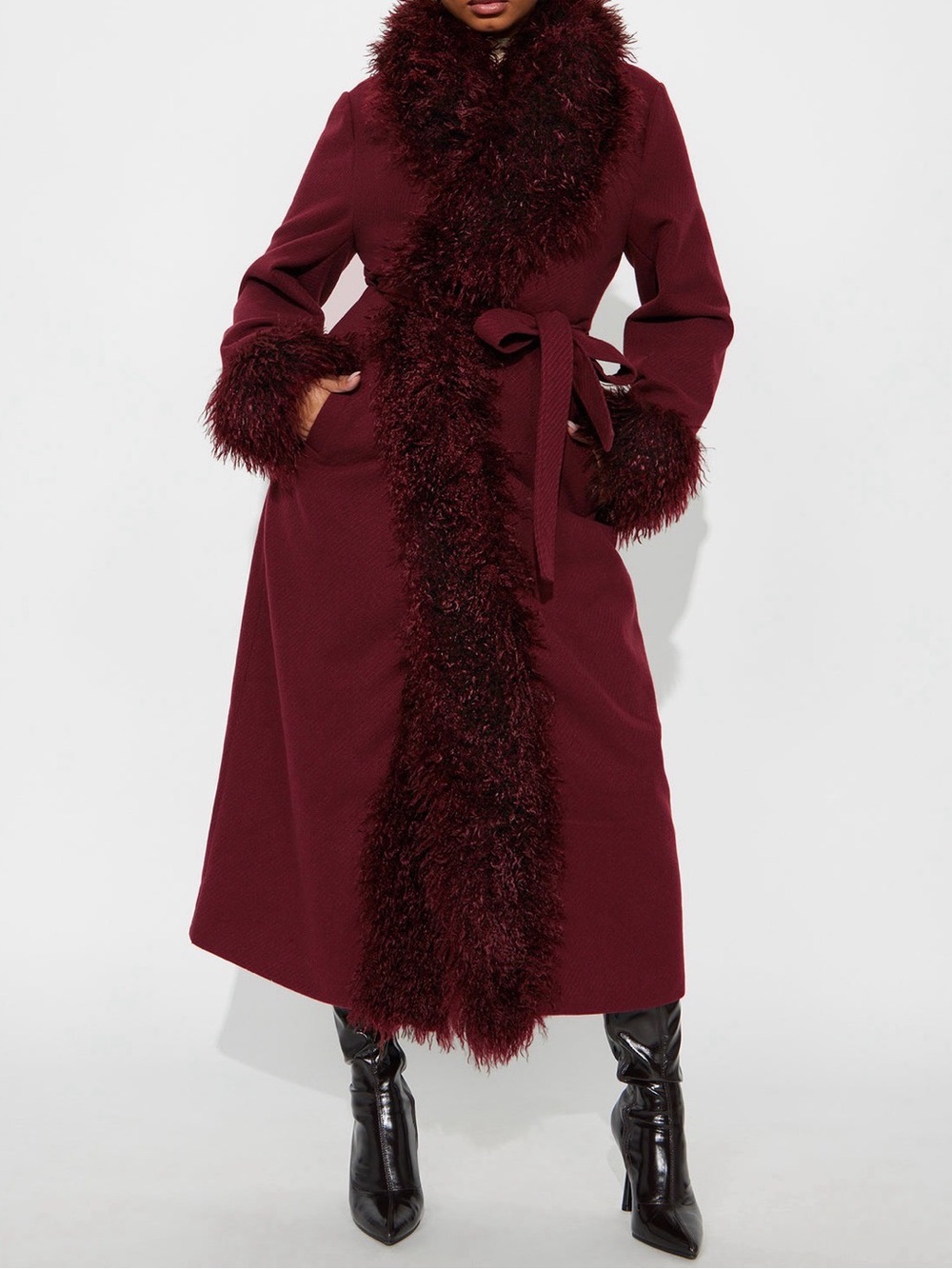 Fur Coat - Picture 6 of 8